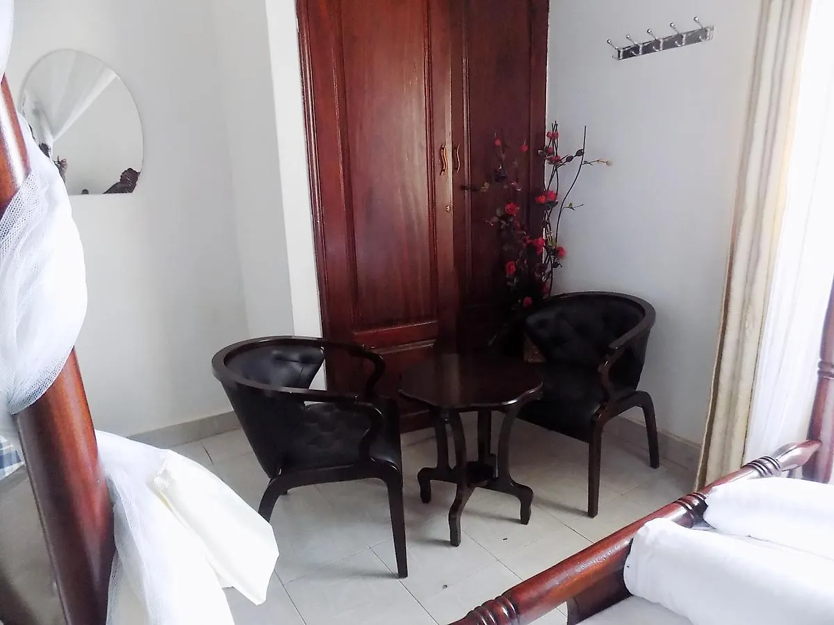 Star Royal Motel Kitebi Kampala Otel
